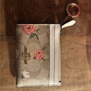 COACH Metallic Floral Card Case with Key Ring — Pink & Green